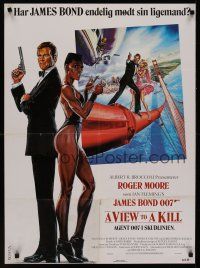 9h767 VIEW TO A KILL Danish '85 art of Roger Moore, Tanya Roberts & smoking Grace Jones by Gouzee!