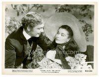9j297 GONE WITH THE WIND 8x10 still R54 Vivien Leigh in hat looks at her male admirer, Rand Brooks!
