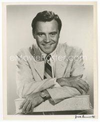 9j359 JACK LEMMON 8x10 still '60s close up smiling portrait with his arms crossed!
