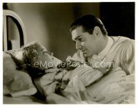 9j455 MEN IN WHITE 7.25x9.5 still '34 close up of doctor Clark Gable & his young patient!