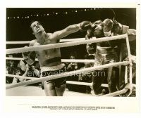 9j584 ROCKY 8x10 still '77 Sylvester Stallone throws a punch at Carl Weathers in the boxing ring!