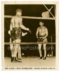 9j597 SCHMELING-LOUIS 8x10 still '36 full-length of Max and Joe facing each other in boxing ring!