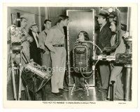 9j689 TOO HOT TO HANDLE 8x10 still '38 Clark Gable & men stand by Myrna Loy in machine!