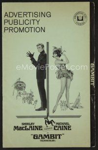 9k292 GAMBIT pressbook '67 art of sexy Shirley MacLaine & Michael Caine preparing for crime!