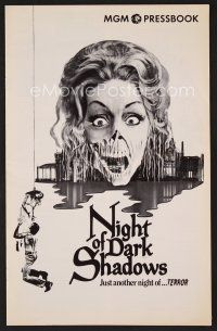 9k321 NIGHT OF DARK SHADOWS pressbook '71 wild freaky art of the woman hung as a witch 200 years ago