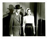9r135 ACQUANETTA signed 8x10 still '43 with John Carradine from Captive Wild Woman!