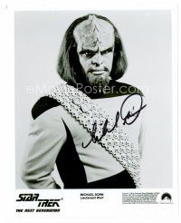 9r217 MICHAEL DORN signed 8x10 TV still '91 as Klingon Lt. Worf from Star Trek: The Next Generation