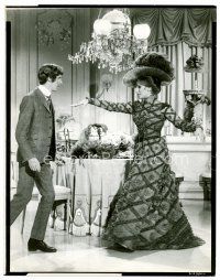 1e616 HELLO DOLLY deluxe 11x14 still '70 Barbra Streisand holds out her hand to Michael Crawford!