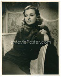 1e630 JOAN BENNETT deluxe 11x14 still '30s c/u leaning against back of chair by William Walling!