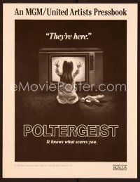 1f559 POLTERGEIST pressbook '82 Tobe Hooper, classic They're here image of little girl by TV!