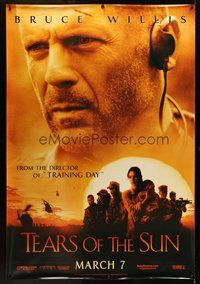 1s273 TEARS OF THE SUN DS bus stop '03 Bruce Willis, Monica Bellucci, directed by Antoine Fuqua!