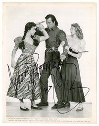 1t270 GEORGE MONTGOMERY signed 8x10 REPRO still '97 between two girls trying to kill each other!