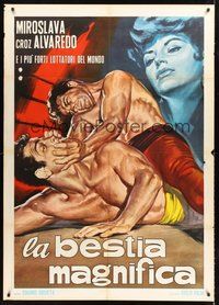 1z703 LA BESTIA MAGNIFICA Italian 1p R60s art of sexy woman looming over wrestlers in ring!