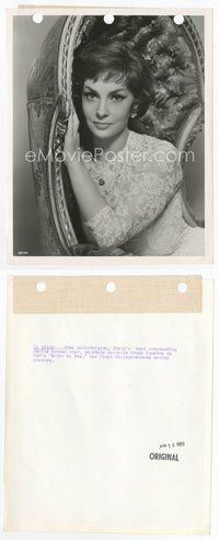 2a232 GINA LOLLOBRIGIDA 8x10 still '59 head & shoulders portrait in lace outfit from Never So Few!
