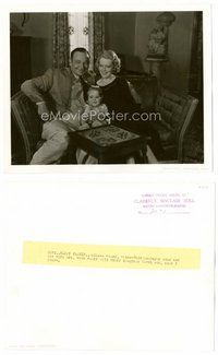 2a620 WALLACE BEERY deluxe candid 8x10 still '20s with his first wife Rita & daughter by C.S. Bull!