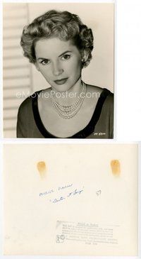 2a470 MURIEL PAVLOW English 7.5x9.25 still '57 c/u of the pretty actress from Doctor at Large!