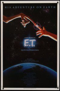 2b026 E.T. THE EXTRA TERRESTRIAL 1sh '82 Steven Spielberg classic, John Alvin art!