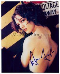 2e246 ASIA ARGENTO signed color 8x10 REPRO still '02 sexy close portrait showing her back tattoo!