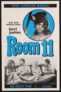 2e176 ROOM 11 pressbook '70 sexy policewoman Terri Juston with two guys and another girl in bed!