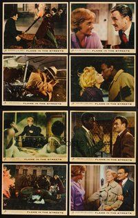 2g369 FLAME IN THE STREETS 8 Italy/English LCs '61 John Mills, Sylvia Syms, interracial romance!