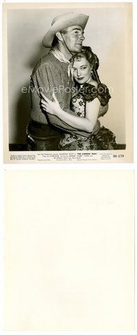 2k175 CARIBOO TRAIL 8x10 still '50 close up of Randolph Scott hugging pretty Karin Booth!