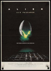 2t498 ALIEN French 15x21 '79 Ridley Scott sci-fi monster classic, Sigourney Weaver!