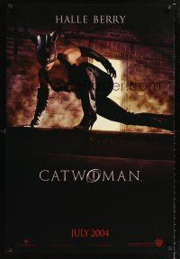 2y241 CATWOMAN teaser DS 1sh '04 Halle Berry in super sexy leather suit!