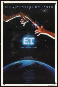 2z227 E.T. THE EXTRA TERRESTRIAL 1sh '83 Steven Spielberg classic, John Alvin art!