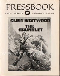 3w308 GAUNTLET pressbook '77 great art of Clint Eastwood & Sondra Locke by Frank Frazetta!