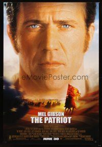 3y632 PATRIOT advance 1sh '00 huge close up portrait image of Mel Gibson over American flag!