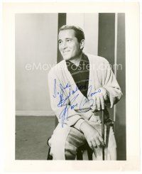 3z459 PERRY COMO signed 8x10 publicity still '60s seated smiling portrait of the great singer!
