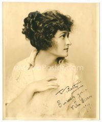 3z419 VERA SISSON signed deluxe 8x9.75 still '19 waist-high profile portrait of the actress!
