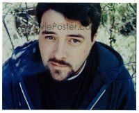 3z540 KEVIN SMITH signed color 8x10 REPRO still '01 great close up of the cult director!