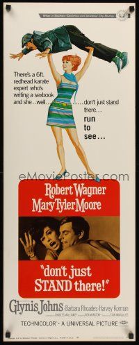 4e193 DON'T JUST STAND THERE insert '68 sexiest Barbara Rhoades, Robert Wagner & Mary Tyler Moore!