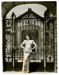 4h324 JANIS PAIGE 7.25x9.5 still '47 full-length portrait wearing dress inspired by Cheyenne!