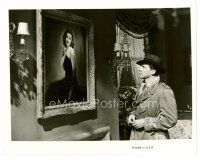4h384 LAURA 8x10 still '44 great c/u of Dana Andrews staring at sexy Gene Tierney's portrait!