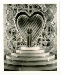 4h782 YOU'RE A SWEETHEART deluxe 8x10 still '37 Alice Faye on elaborate heart set sings title song!