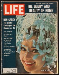 4p138 LIFE MAGAZINE magazine April 20, 1962 Audrey Hepburn posing with a fancy new hat!