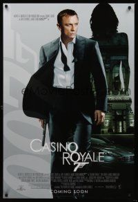 4t031 CASINO ROYALE advance DS 1sh '06 cool image of Daniel Craig as James Bond!
