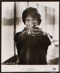 5a003 MARATHON MAN presskit '76 cool image of Dustin Hoffman, John Schlesinger classic thriller!