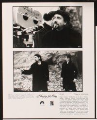 5a040 SLEEPY HOLLOW presskit '99 directed by Tim Burton, Johnny Depp & Christina Ricci!