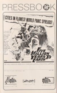 5e332 FIVE MILLION YEARS TO EARTH pressbook '67 cities in flames, world panic spreads!