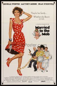 5f112 MARRIED TO THE MOB int'l 1sh '88 Tanenbaum art of Michelle Pfeiffer with gun, Matthew Modine!