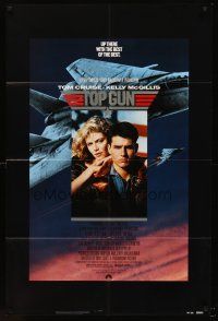 5f927 TOP GUN 1sh '86 great image of Tom Cruise & Kelly McGillis, Navy fighter jets!