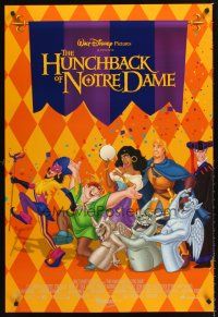 5k317 HUNCHBACK OF NOTRE DAME int'l DS 1sh '96 Walt Disney, Victor Hugo, art of cast on parade!