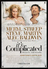 5k392 IT'S COMPLICATED advance DS 1sh '09 wacky image of Meryl Streep & Alec Baldwin in bed!