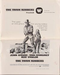 5s418 TRAIN ROBBERS pressbook '73 cowboy John Wayne & sexy Ann-Margret, the gold or the grave!