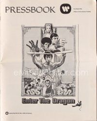 6d345 ENTER THE DRAGON pressbook '73 Bruce Lee kung fu classic, cool comic strip supplement!