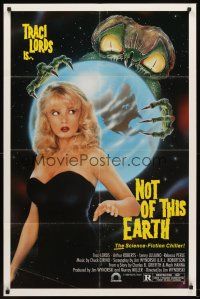 6f719 NOT OF THIS EARTH 1sh '88 Traci Lords, artwork of creepy bug-eyed alien!