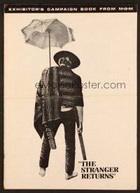 6m447 STRANGER RETURNS pressbook '68 great spaghetti western image of Tony Anthony w/umbrella!